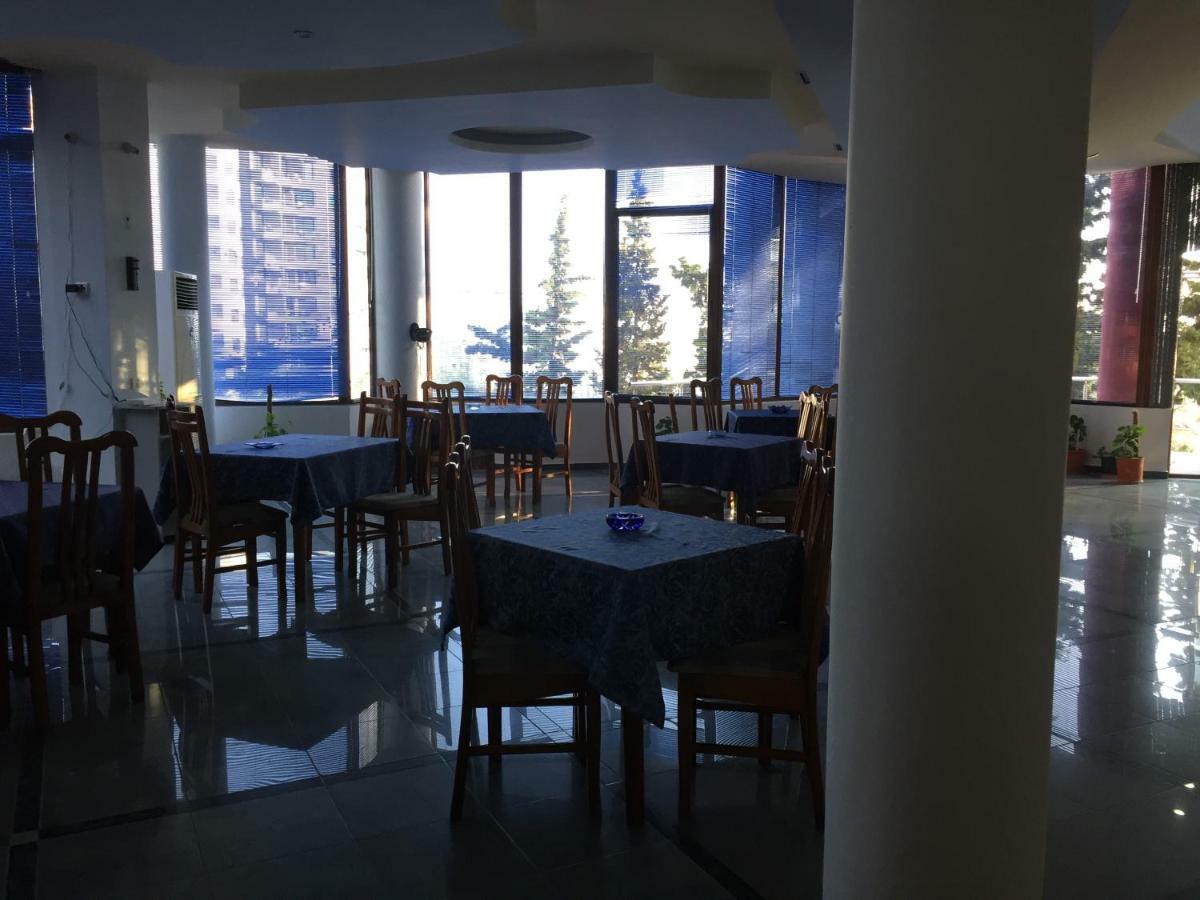 Hotel Moris Durrës Extérieur photo