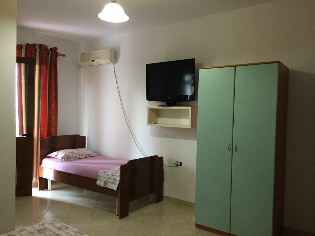 Hotel Moris Durrës Extérieur photo