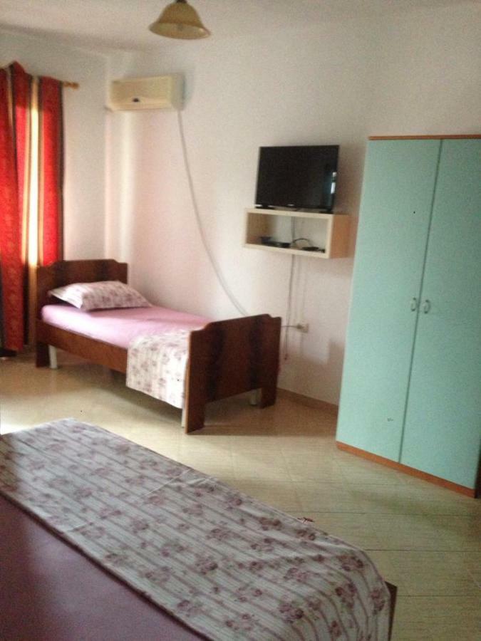 Hotel Moris Durrës Extérieur photo